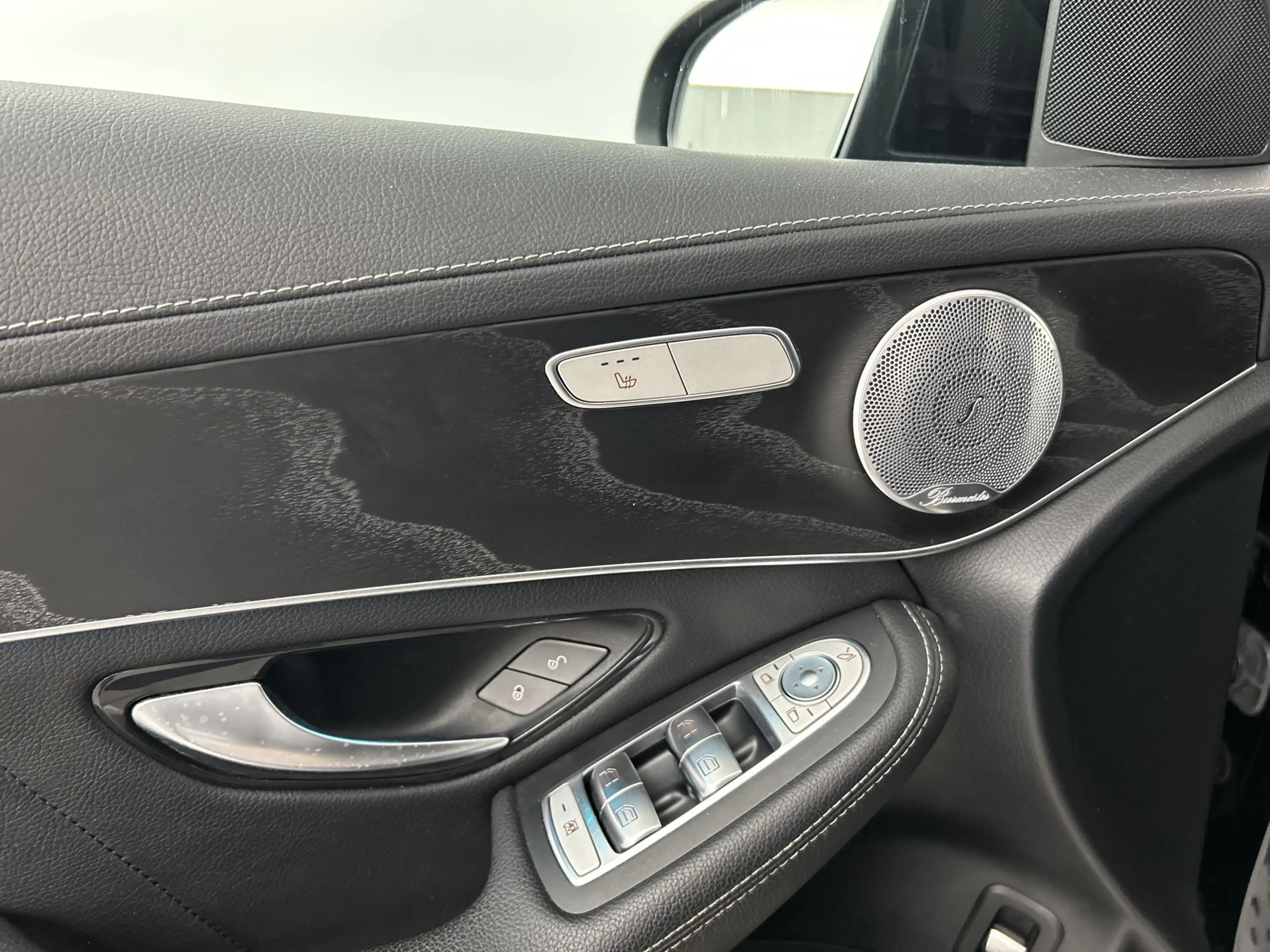 Mercedes-Benz GLC 250 Coupé 4MATIC AMG Night-Pack 360*Camera/20'LMV — photo 9
