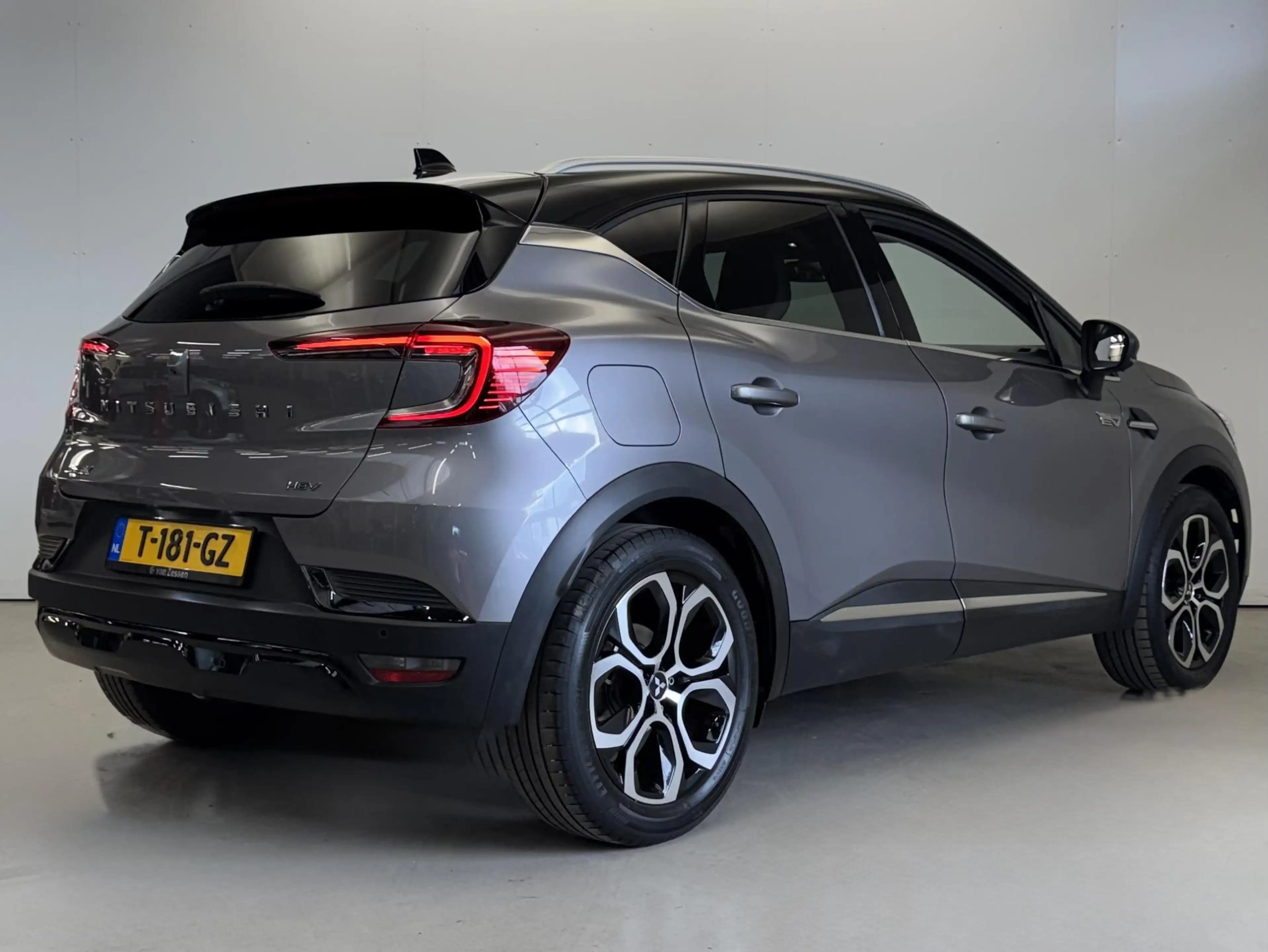 Mitsubishi ASX 1.6 HEV AT First Edition | Navi | App Connect | 1e — photo 8