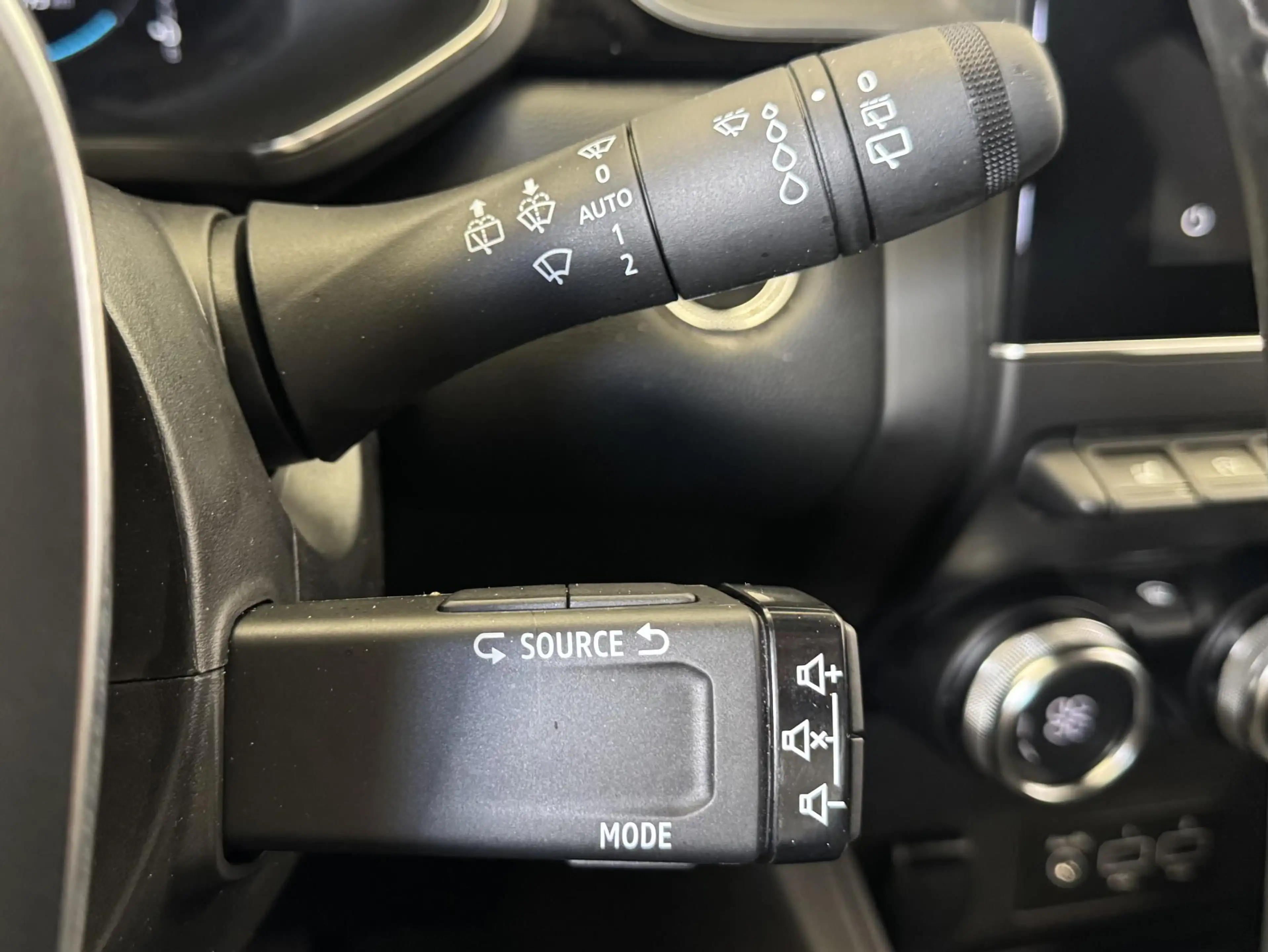 Mitsubishi ASX 1.6 HEV AT First Edition | Navi | App Connect | 1e — photo 15