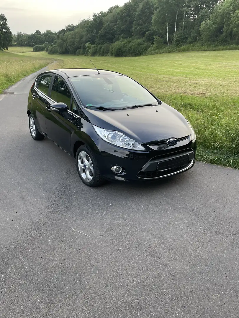 Ford Fiesta 1.25 Titanium* 5-Türer*ALU* Bluetooth* Schwarz - 2