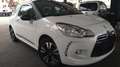 Citroen DS3 1,2 Cabrio Weiß - thumbnail 2