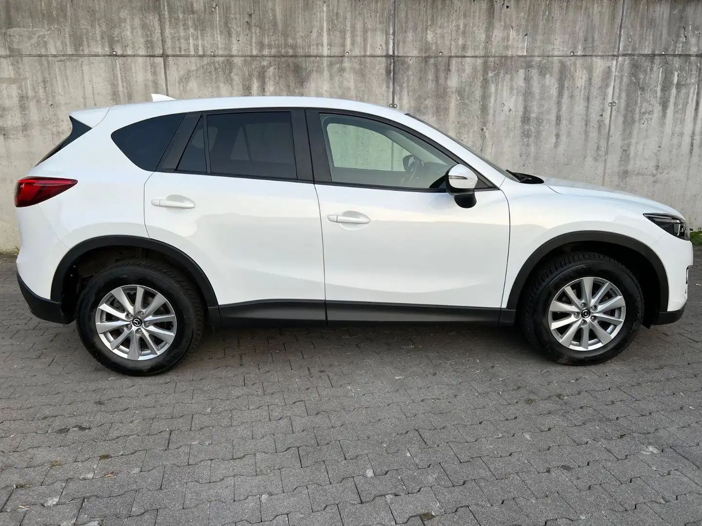 Mazda CX-5 2.2 SKYACTIV-D 150 Exclusive-Line FWD Autom Weiß - 2