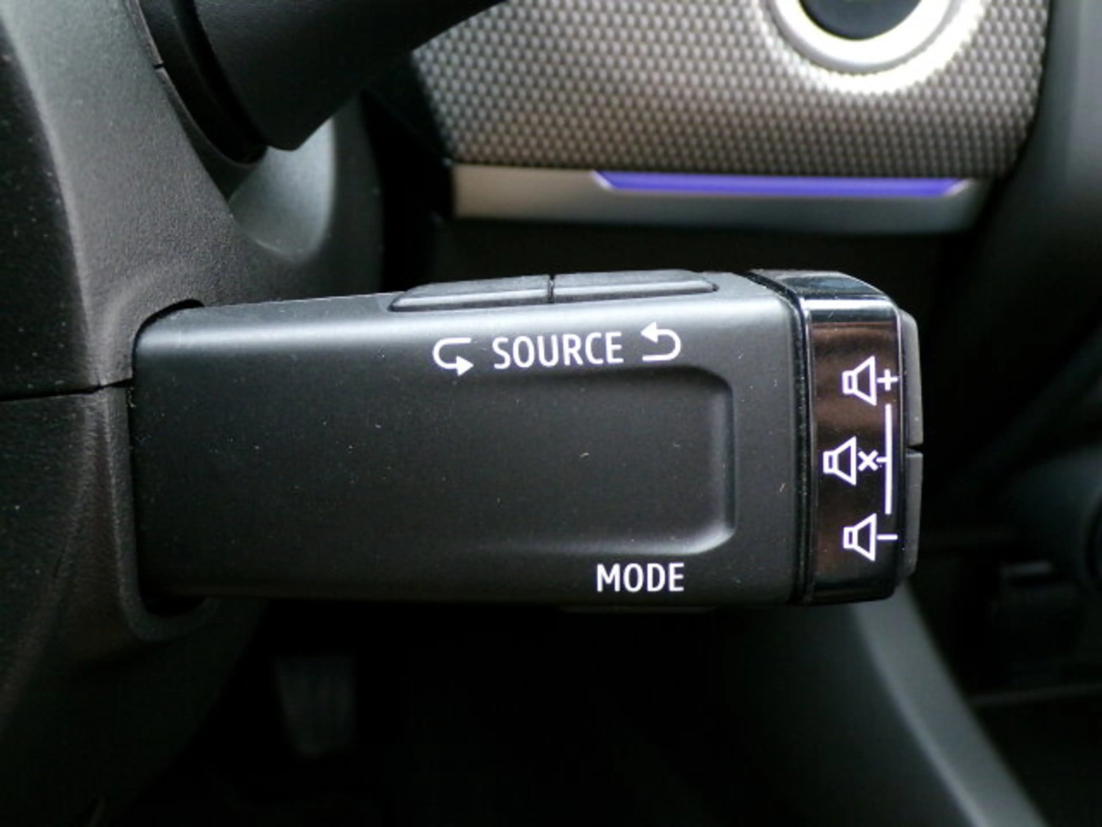 Renault Arkana Arkana 1.6 E-TECH Hybrid 145 Intens LED — photo 14