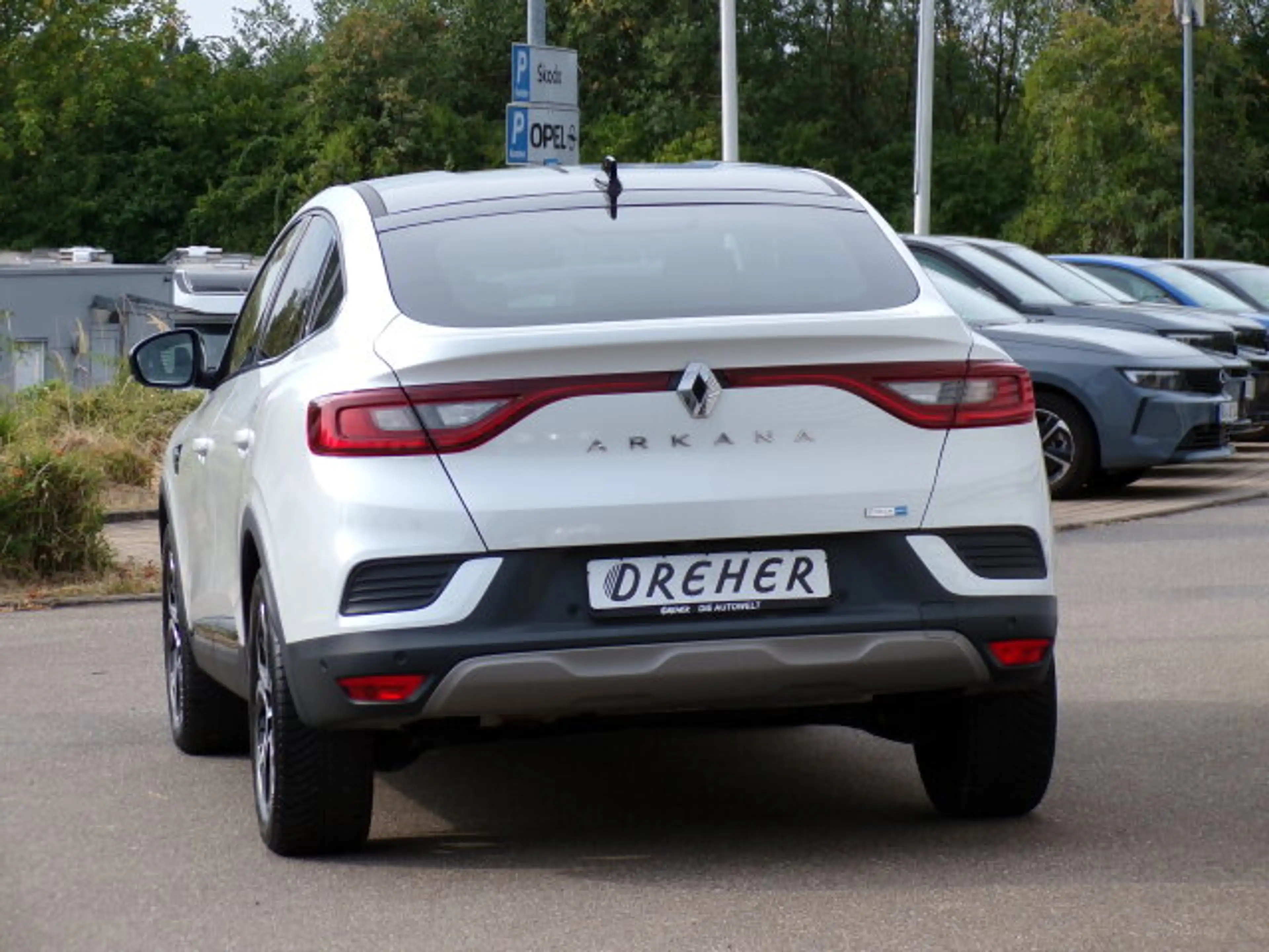 Renault Arkana Arkana 1.6 E-TECH Hybrid 145 Intens LED — photo 4