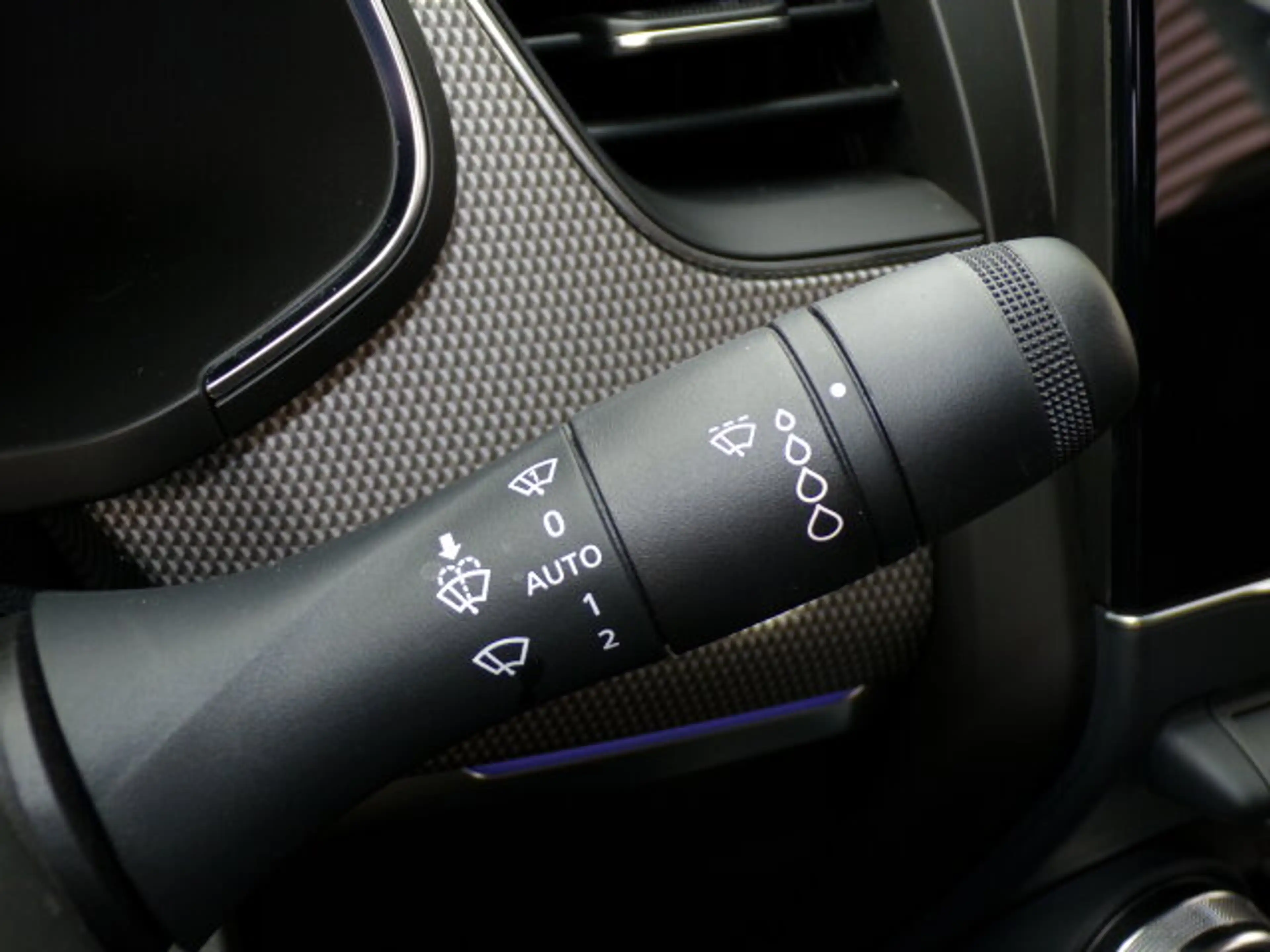 Renault Arkana Arkana 1.6 E-TECH Hybrid 145 Intens LED — photo 12