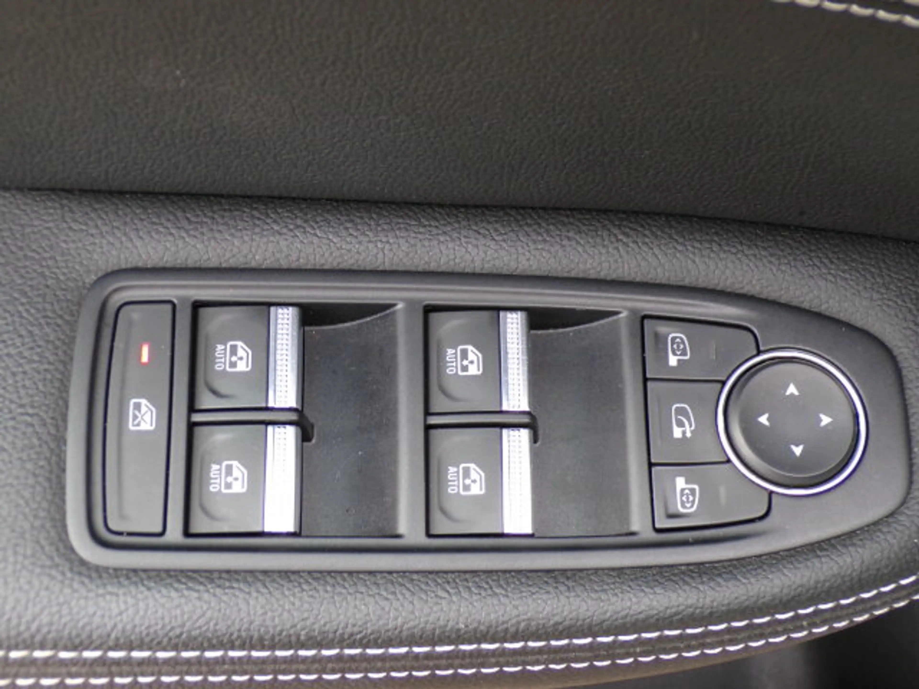 Renault Arkana Arkana 1.6 E-TECH Hybrid 145 Intens LED — photo 9