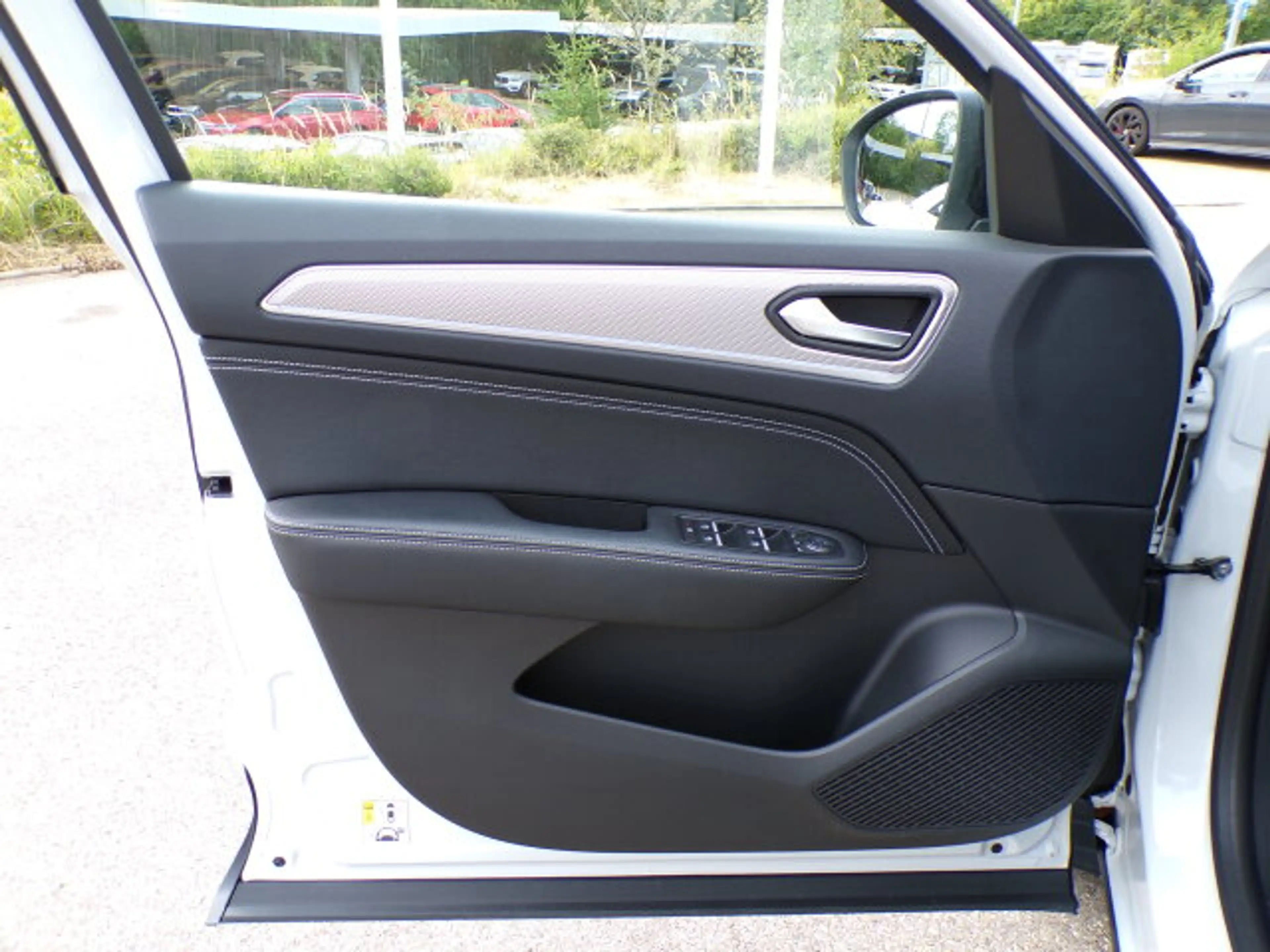 Renault Arkana Arkana 1.6 E-TECH Hybrid 145 Intens LED — photo 8
