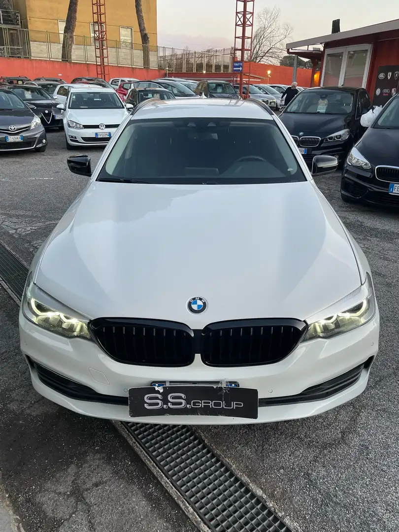 BMW 520 520d Touring Sport-rate-garanzia-permute - 2