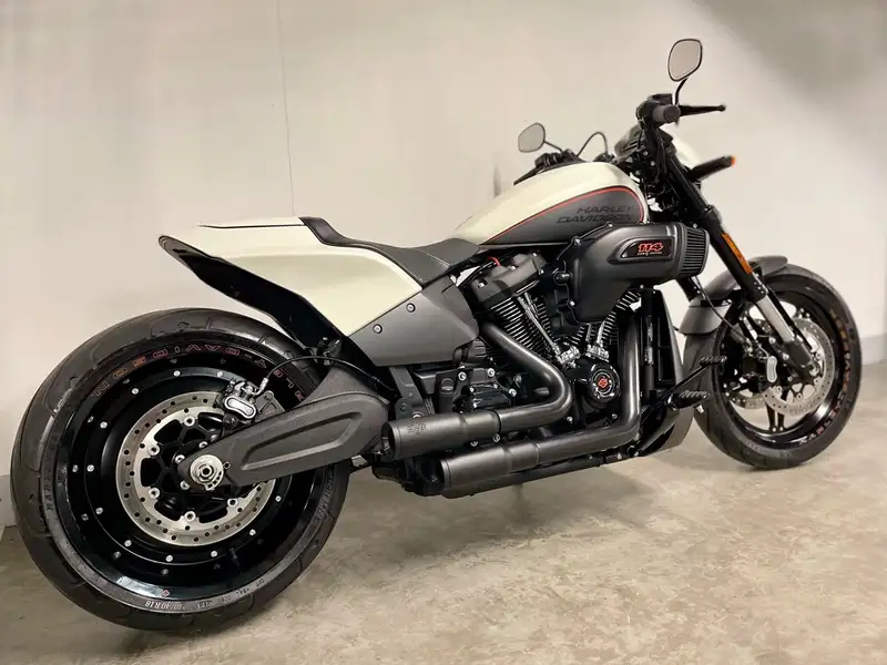 Harley-Davidson Softail - foto 4