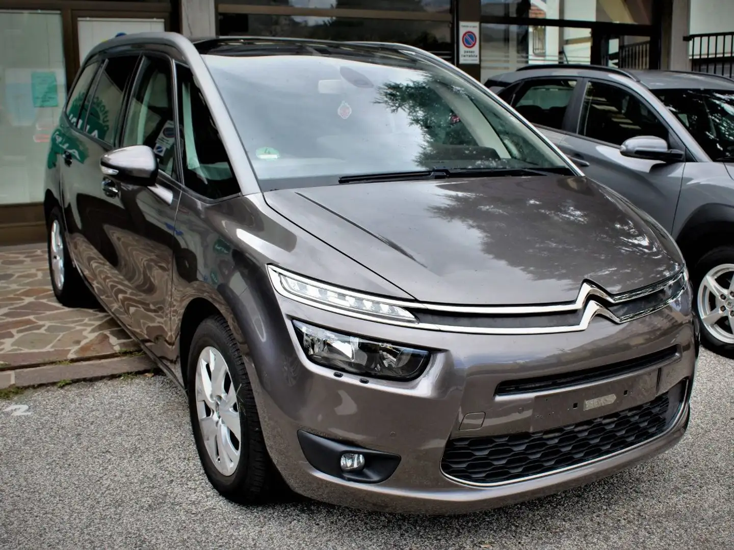 Citroen Grand C4 Picasso C4 Grand Picasso 1.6 bluehdi Intensive s Plateado - 1