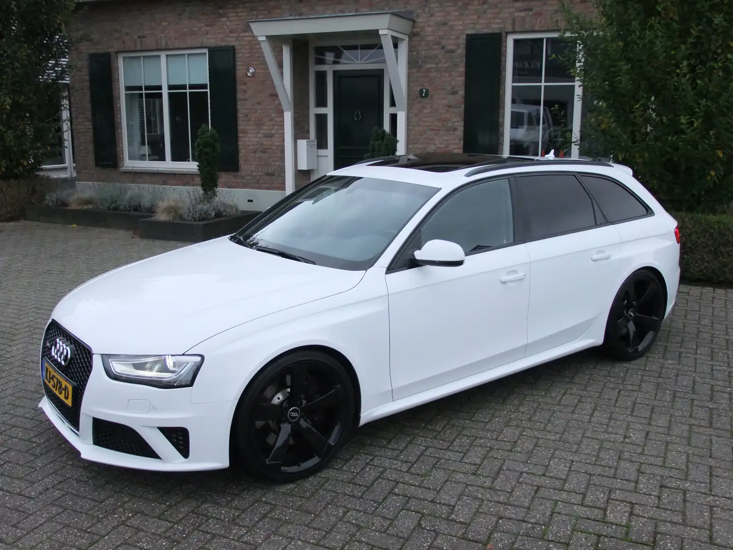 Audi RS4 A4 Avant 4.2 FSI quattro , Schaalstoelen , Carbon, Wit - 1