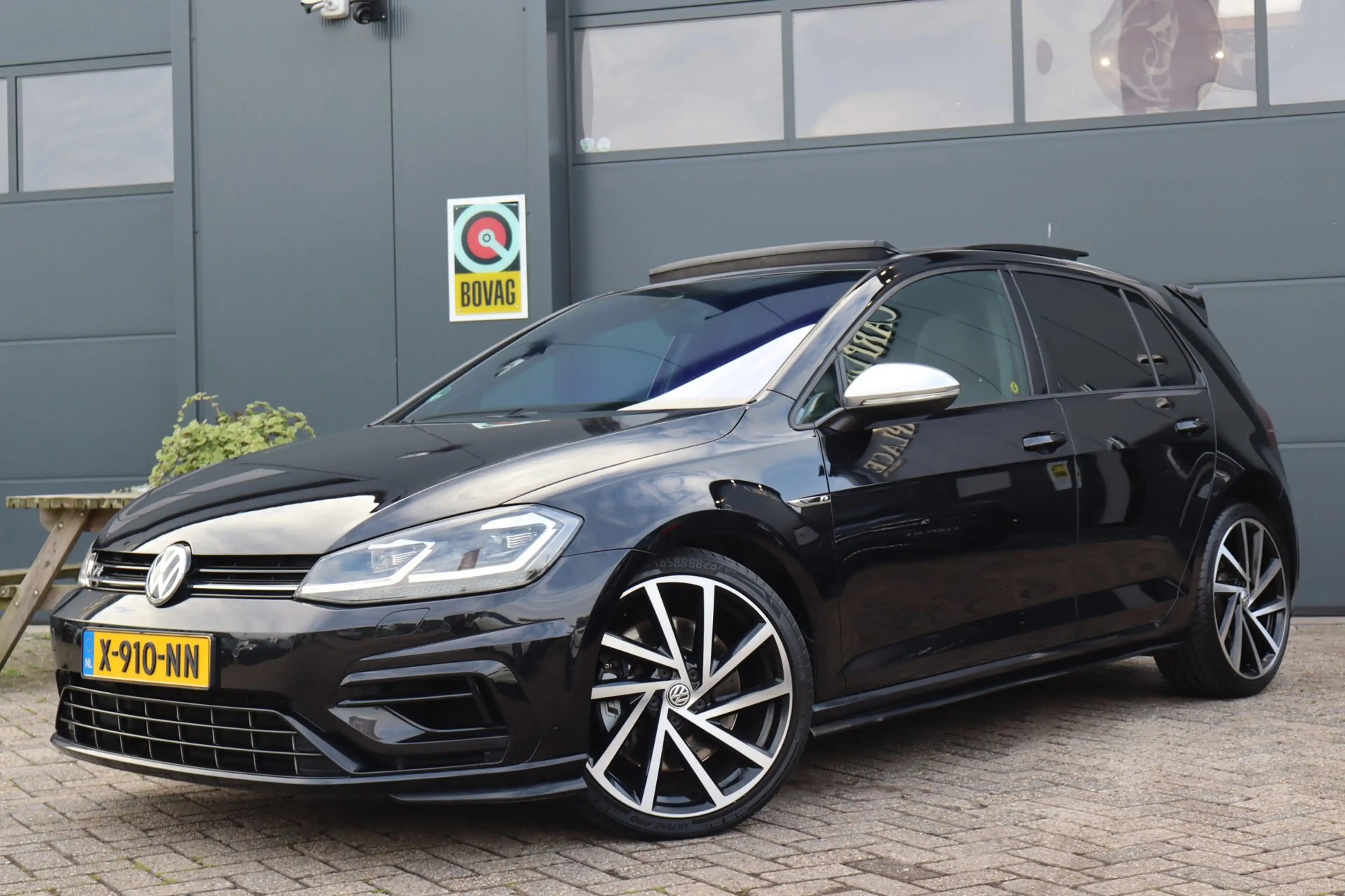 Volkswagen Golf R 2.0 TSI 4Motion R-Panoramadak-Golf 7,5 — photo 2