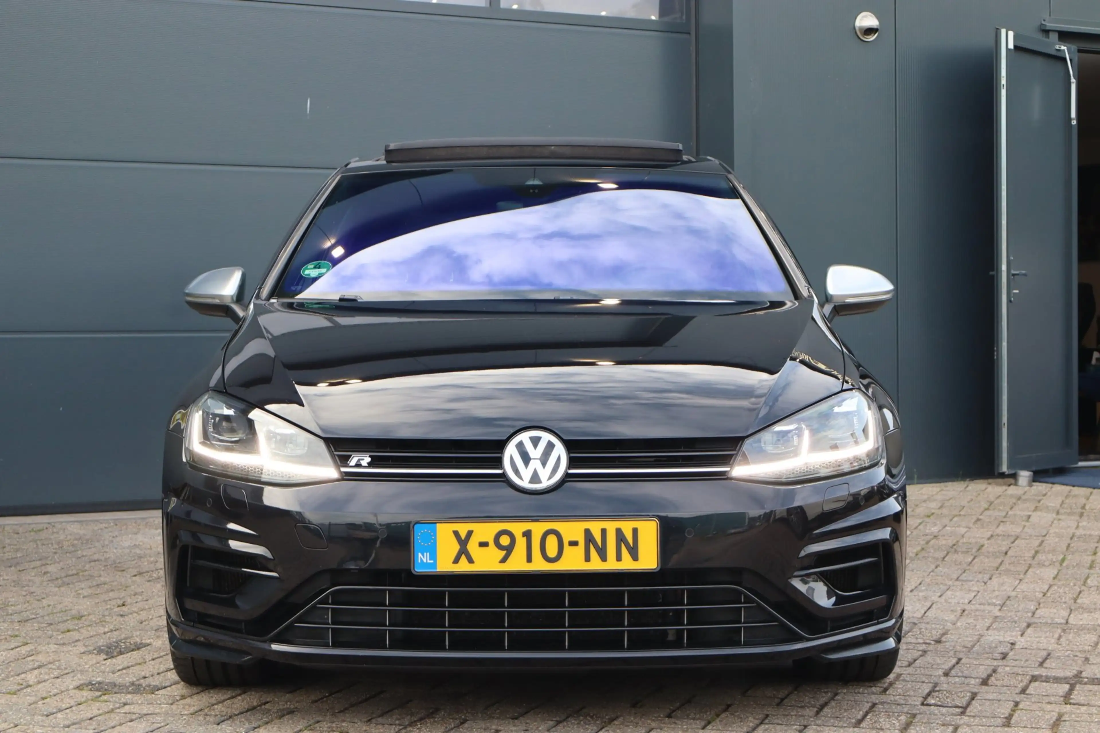 Volkswagen Golf R 2.0 TSI 4Motion R-Panoramadak-Golf 7,5 — photo 4
