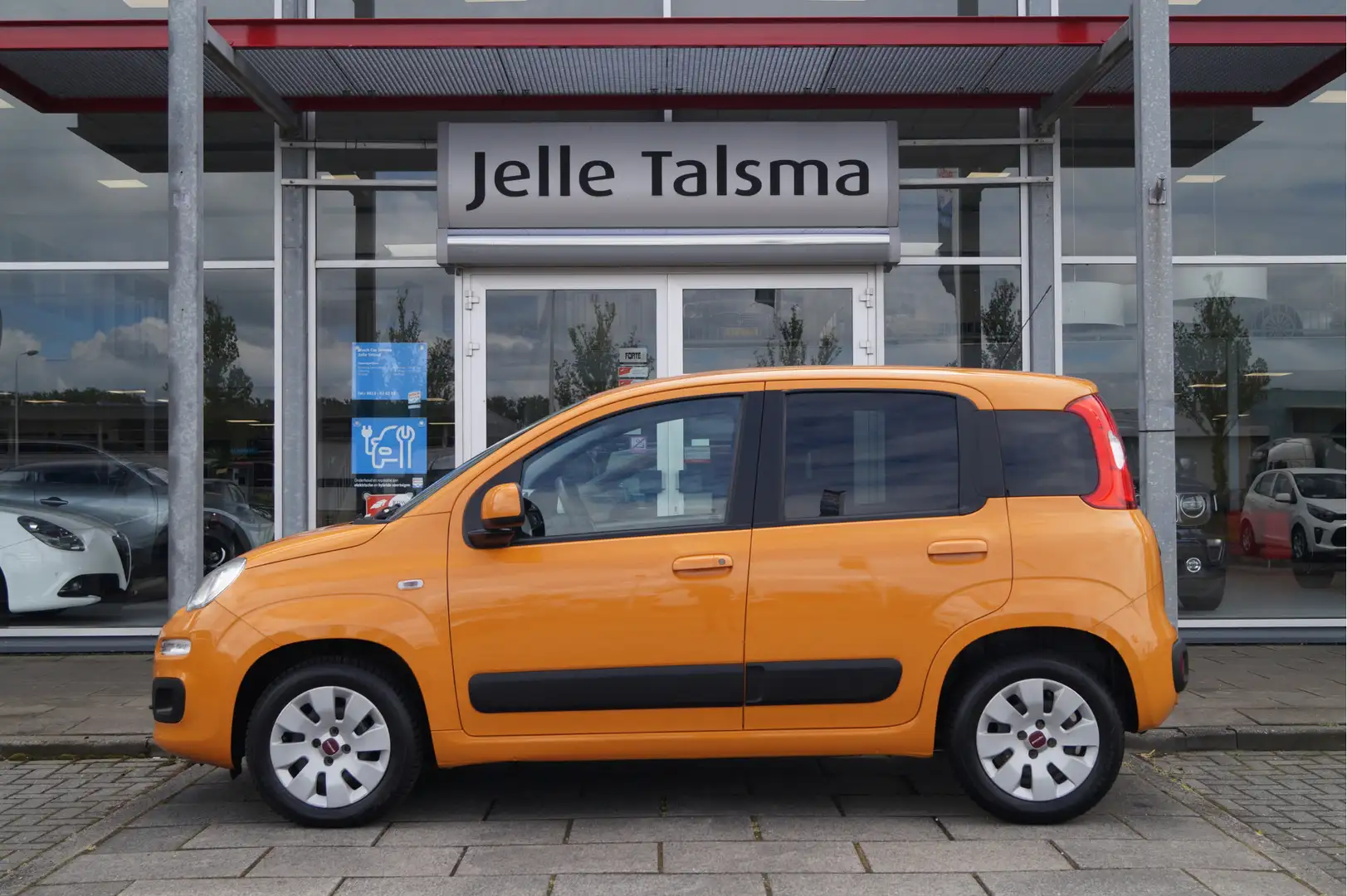 Fiat Panda TwinAir Lounge Automaat Orange - 2
