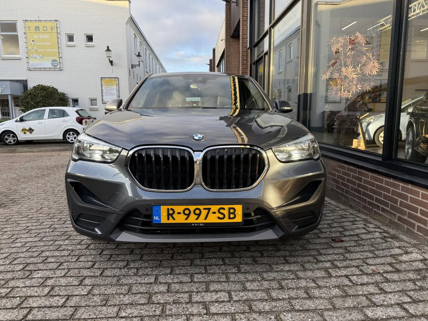 BMW X1 xDrive25e High Executive Grigio - 2