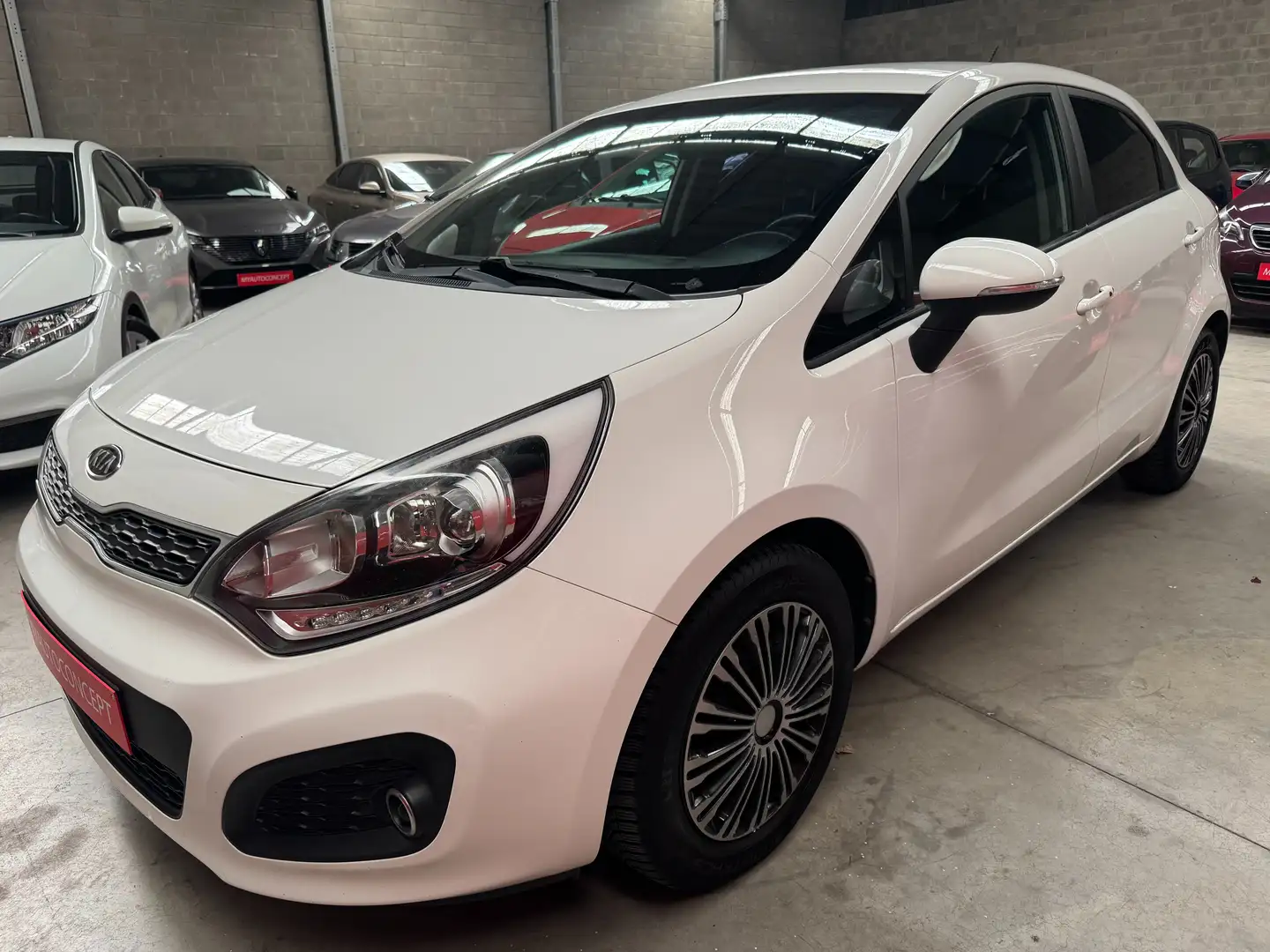 Kia Rio 1.4i Sense Blanc - 1