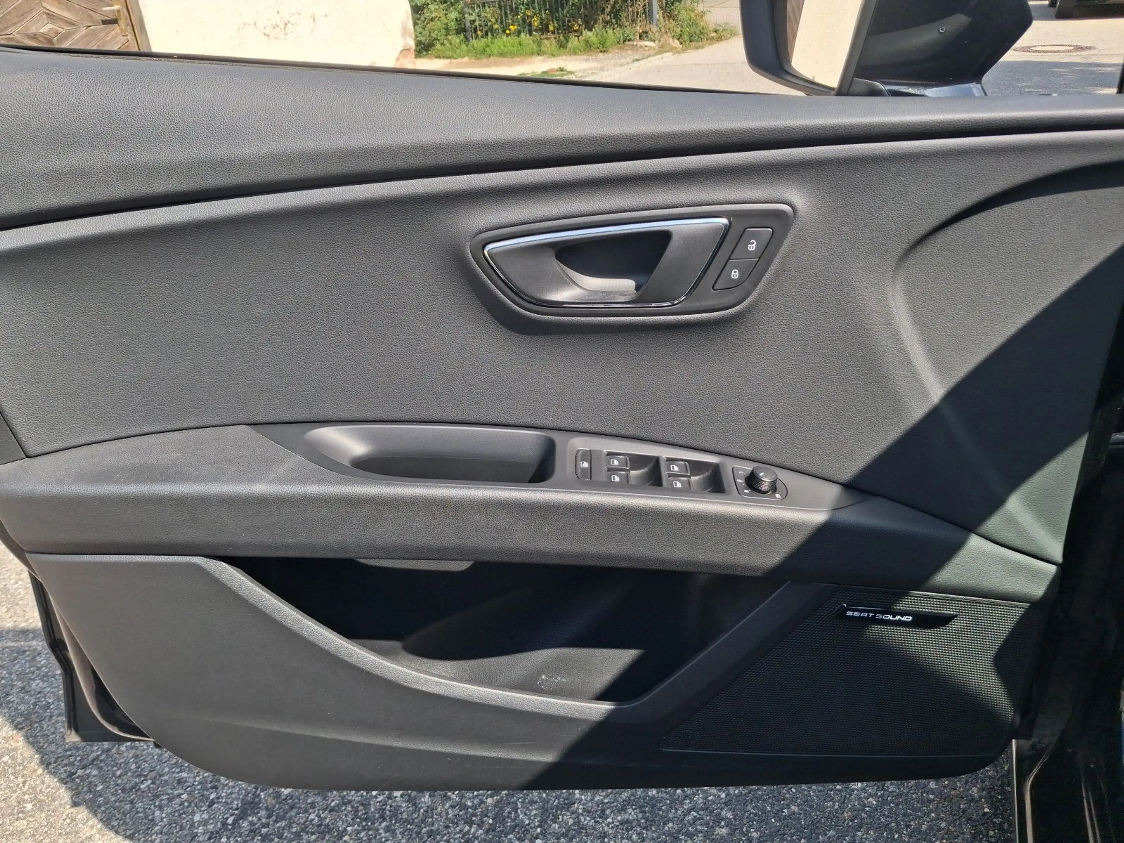 SEAT Leon 1.2 TSI Style DSG LED+NAVI+KLIMA+SOUNDSYS. — photo 22