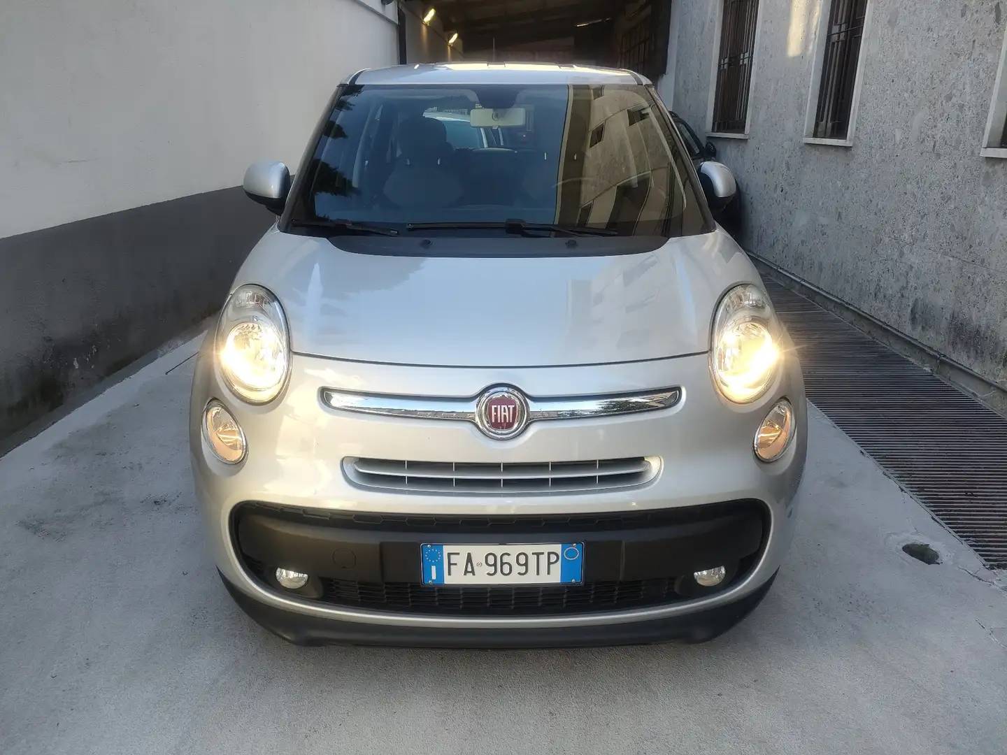 Fiat 500L 1.4 Pop Star 95cv Benzina km 52.000 Argento - 2