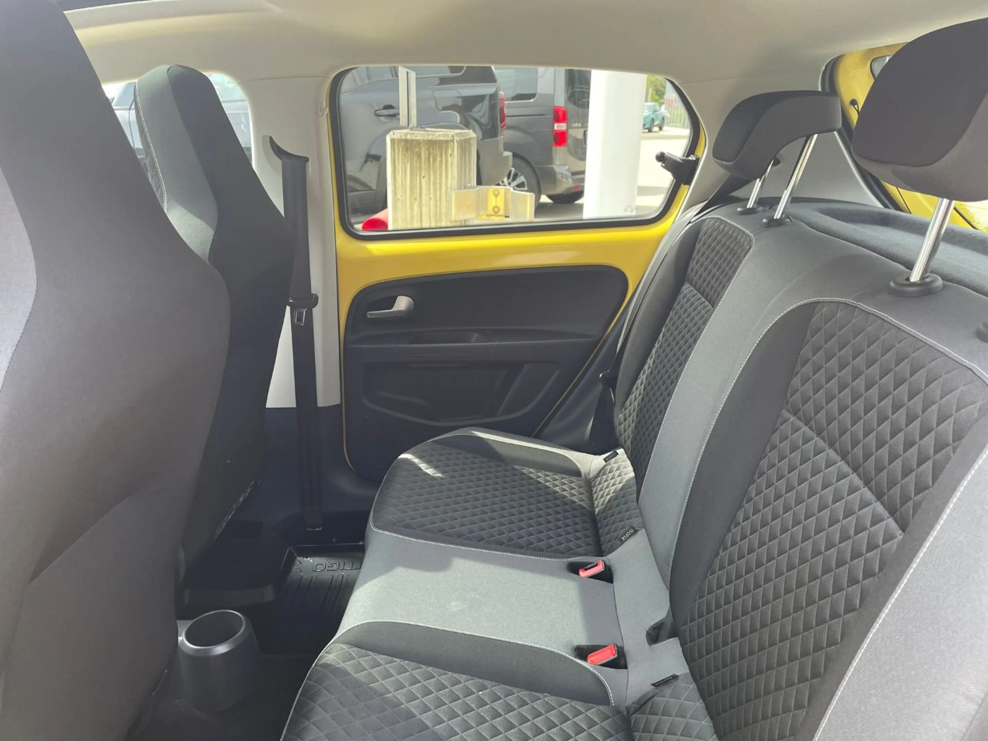 Skoda Citigo — photo 9