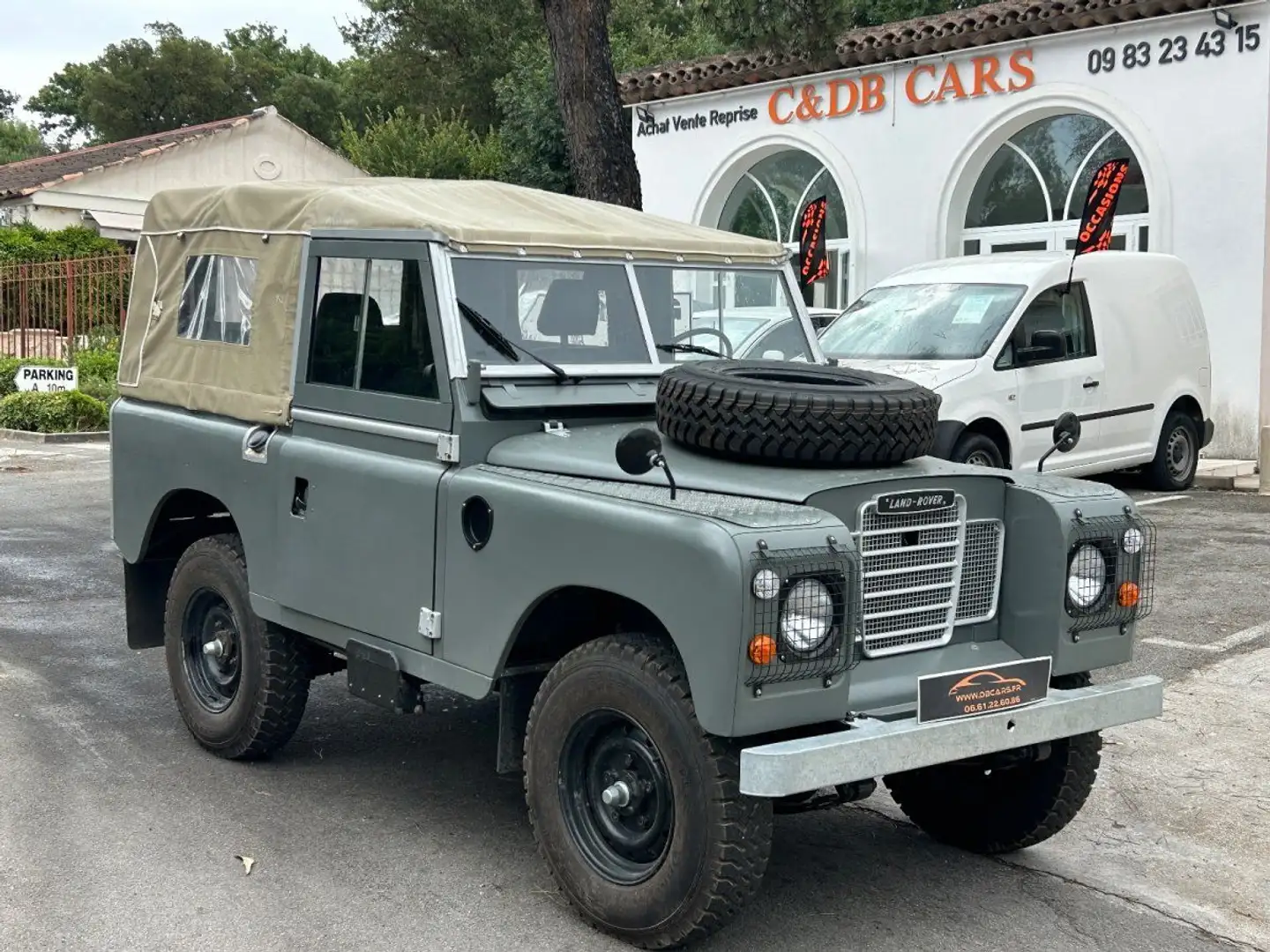 Land Rover Defender 88 SERIE II 2.2 D BACHE / RESTAURÉ EN 2024 / 35000E DE FACTURES / ÉTAT EXCEPTIONNEL Grün - 1