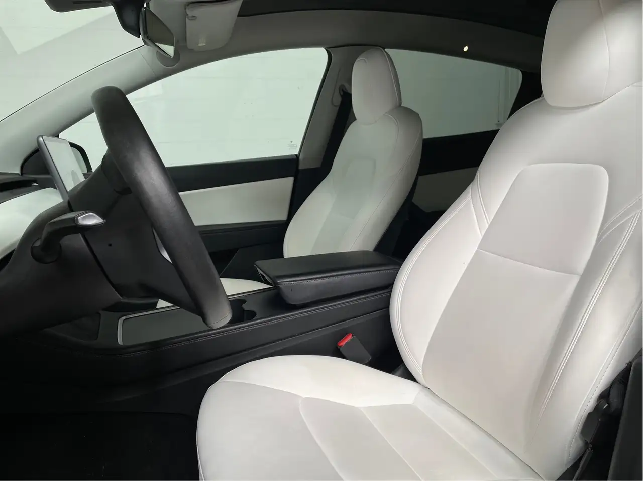 Tesla Model Y fotografie Tesla Model Y