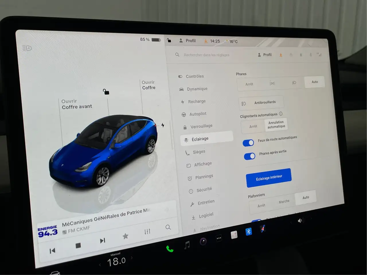 Tesla Model Y fotografie Tesla Model Y