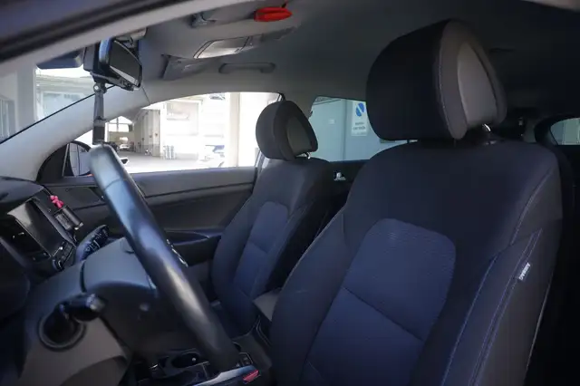 Hyundai Tucson view 17