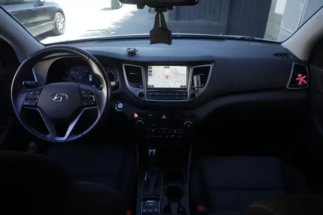 Hyundai Tucson view 2