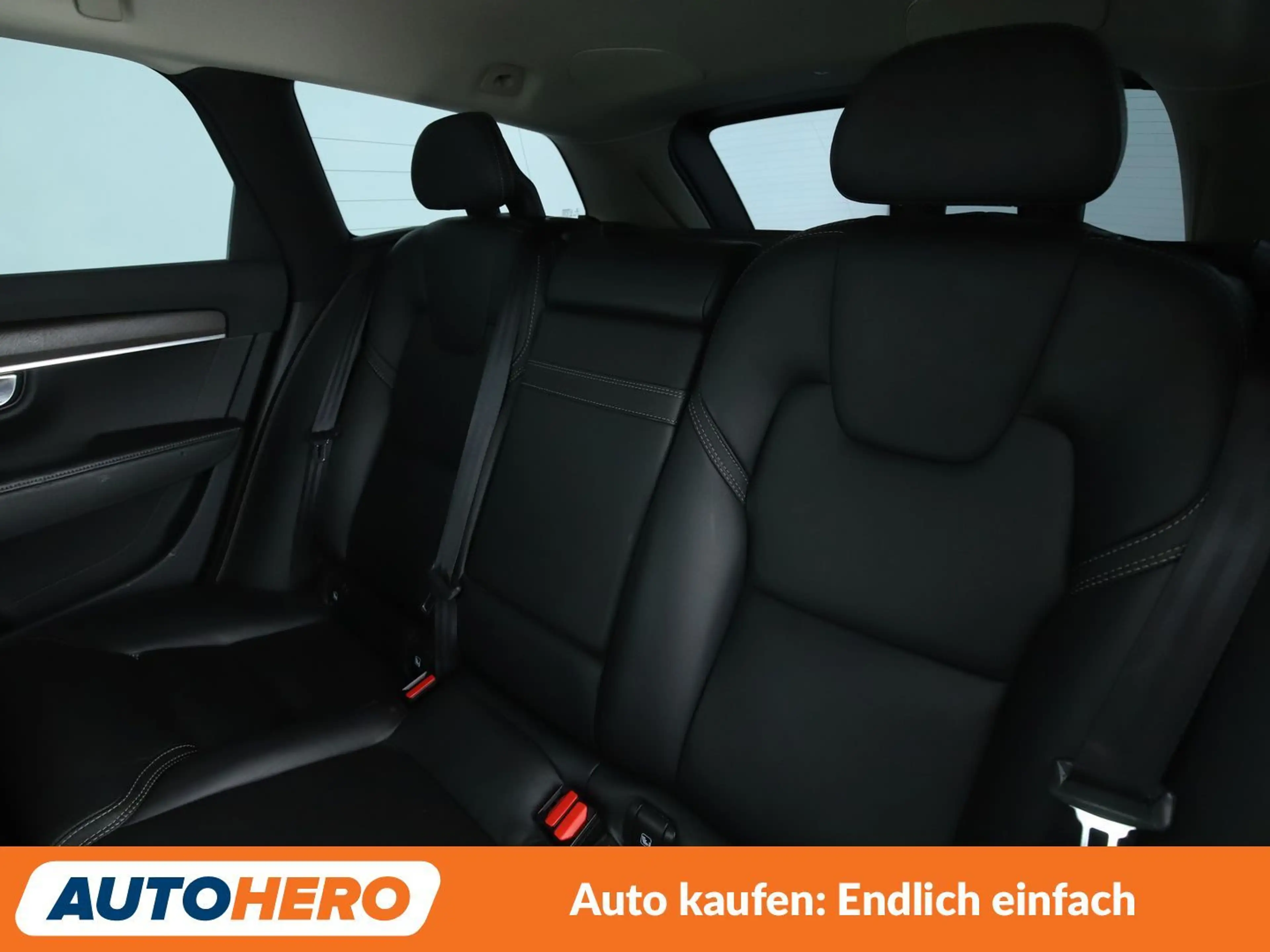 Volvo V90 Cross Country 2.0 D5 AWD Aut.*NAV*HUD*TEMP*CAM*PDC*SHZ*ALU* — photo 14