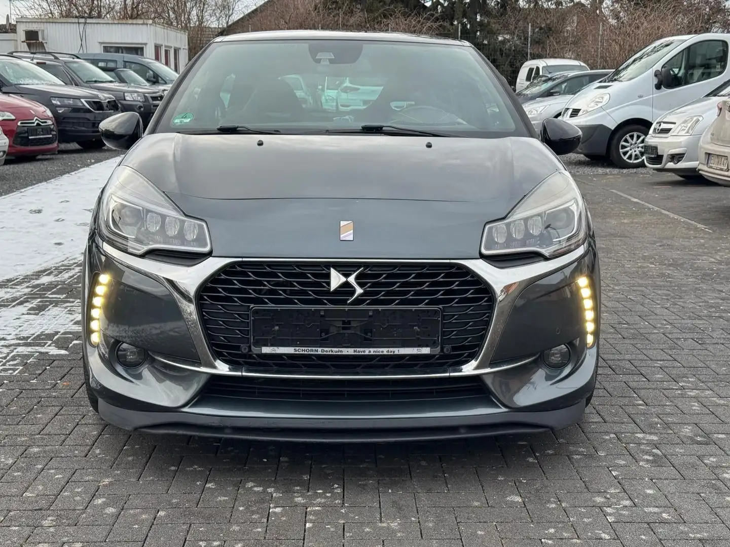 DS Automobiles DS 3 Performance*LED*1HAND*KAMERA* Noir - 2