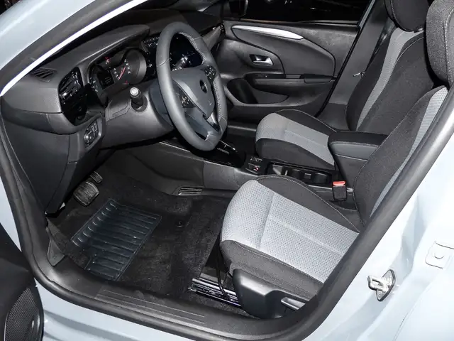 Opel Corsa view 12