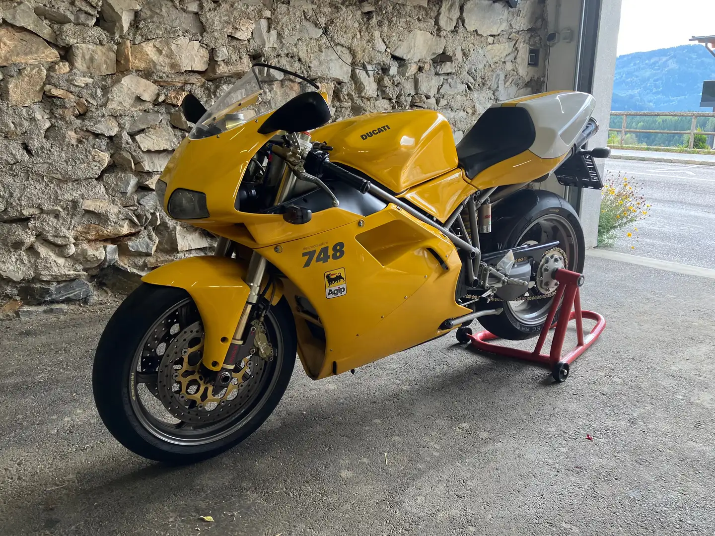 Ducati 748 R Gelb - 2