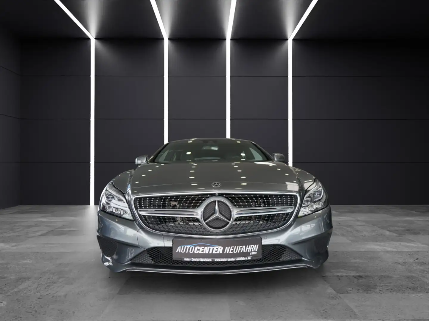Mercedes-Benz CLS 250 BlueTec   d 4Matic NAVI+AHK+KAMERA 360°+ Gri - 2