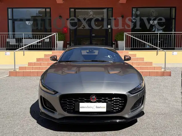Jaguar F-Type view 4