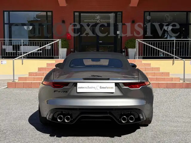 Jaguar F-Type view 6