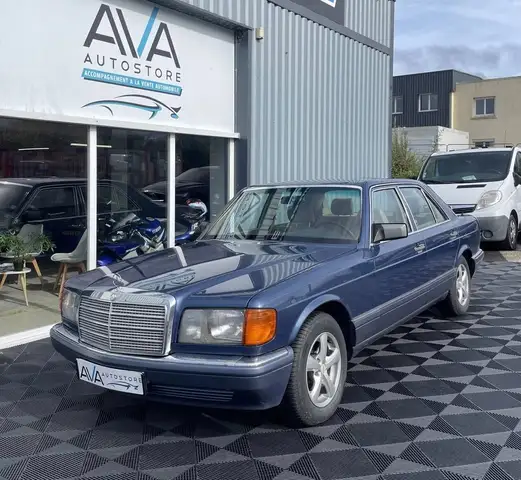 Mercedes-Benz S 560 E Mercedes-Benz 260 SE auto 2.6 166cv 1ère main