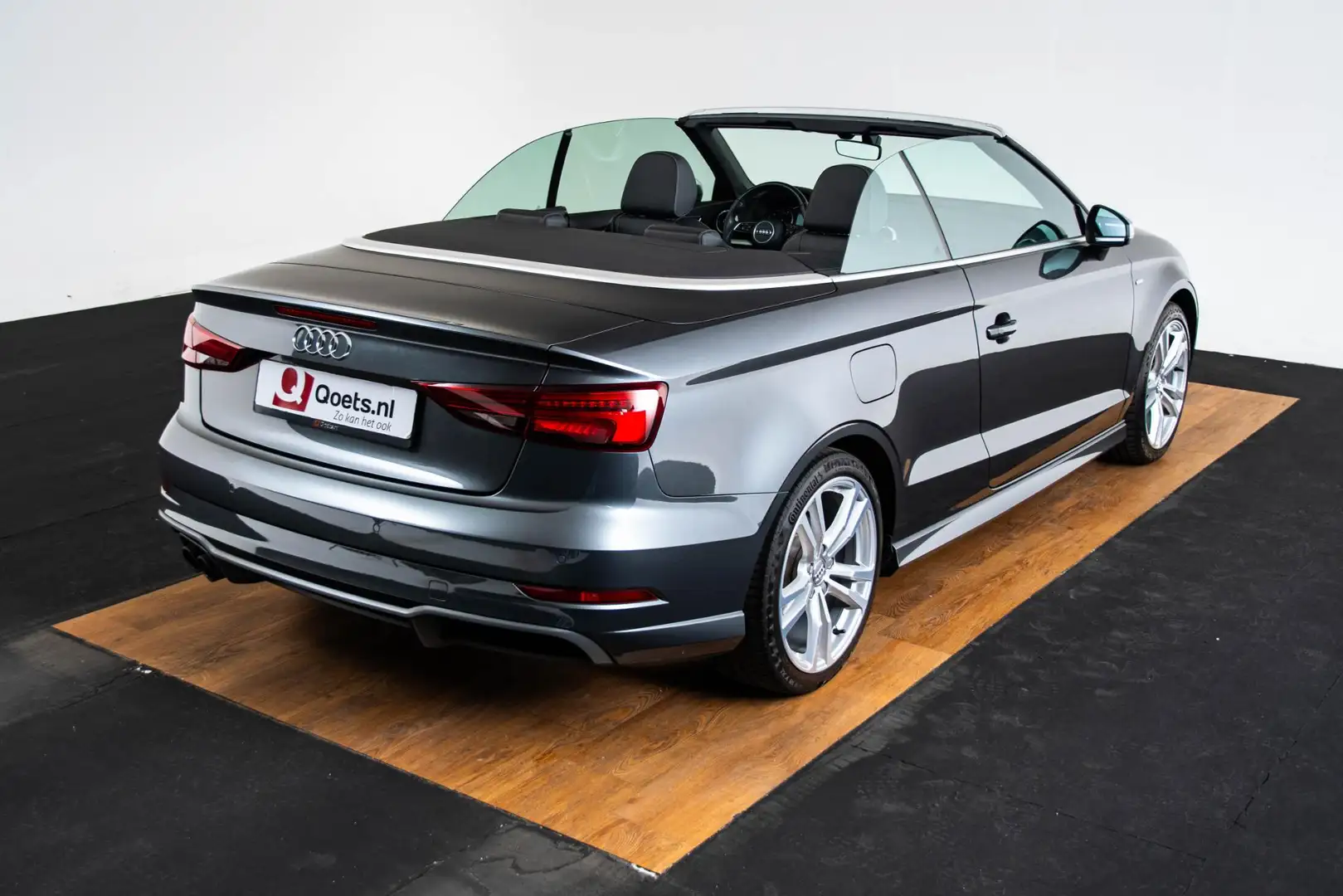Audi A3 Cabriolet 1.5 TFSI CoD Sport S Line Edition S line Grau - 2