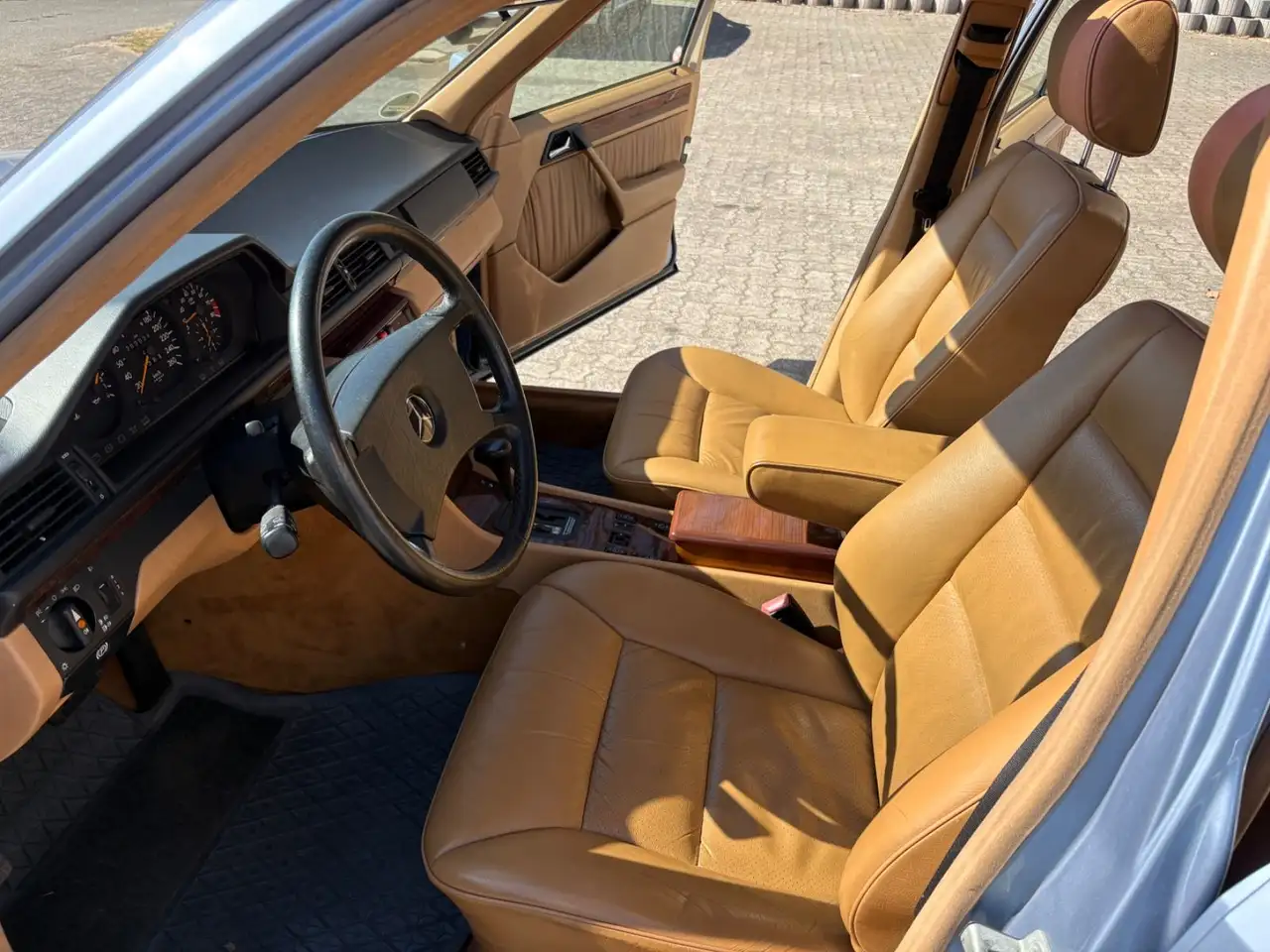 Mercedes-Benz 300 TE 24 V Autom 2 Hand H-Kennzeichen, foto 9