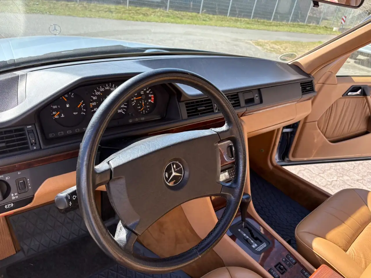 Mercedes-Benz 300 TE 24 V Autom 2 Hand H-Kennzeichen, foto 10