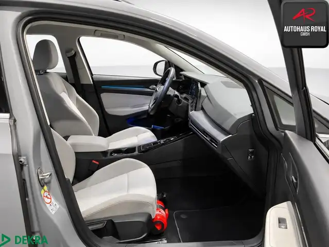 Volkswagen Golf view 5