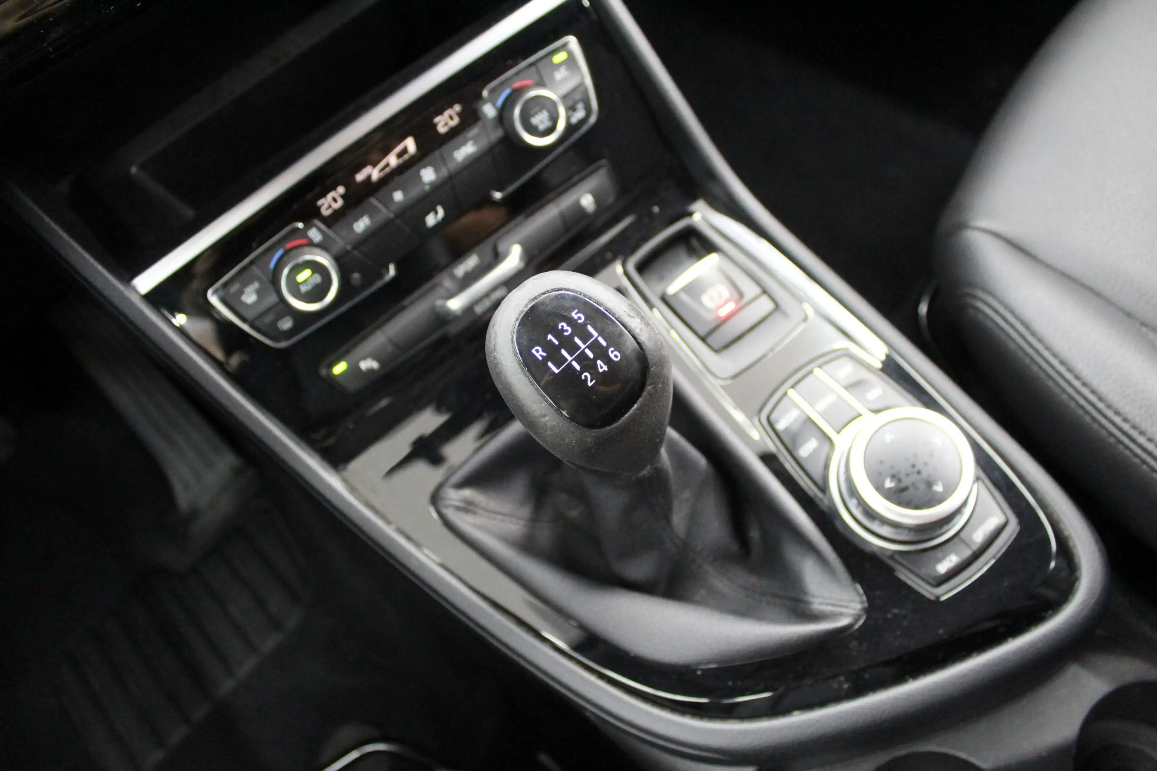 BMW 216 Gran Tourer 216 d * Garantie * — photo 12