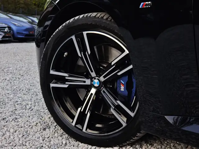 BMW 2 Series view 6