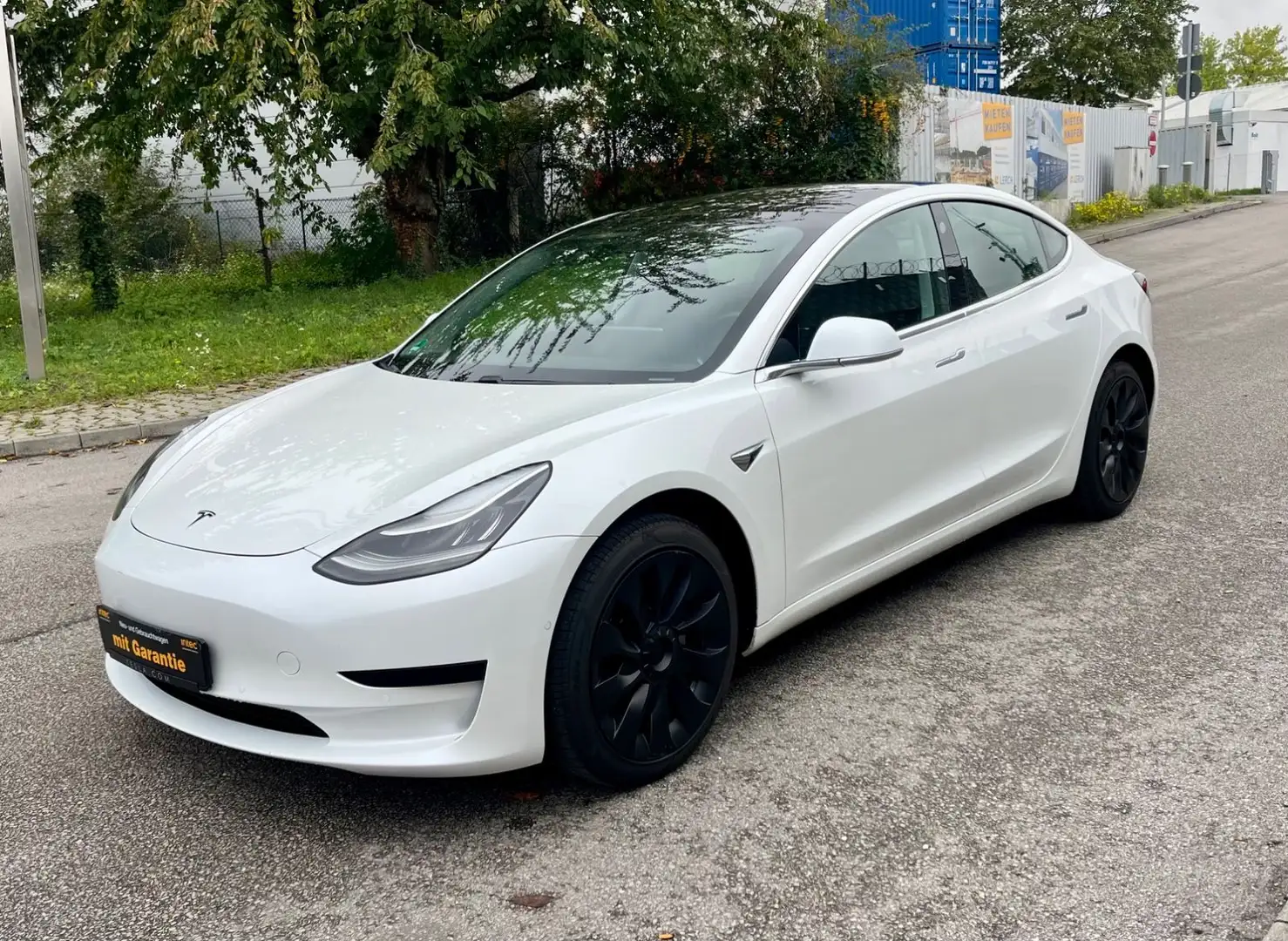 Tesla Model 3 Standard Range Plus Blanc - 1