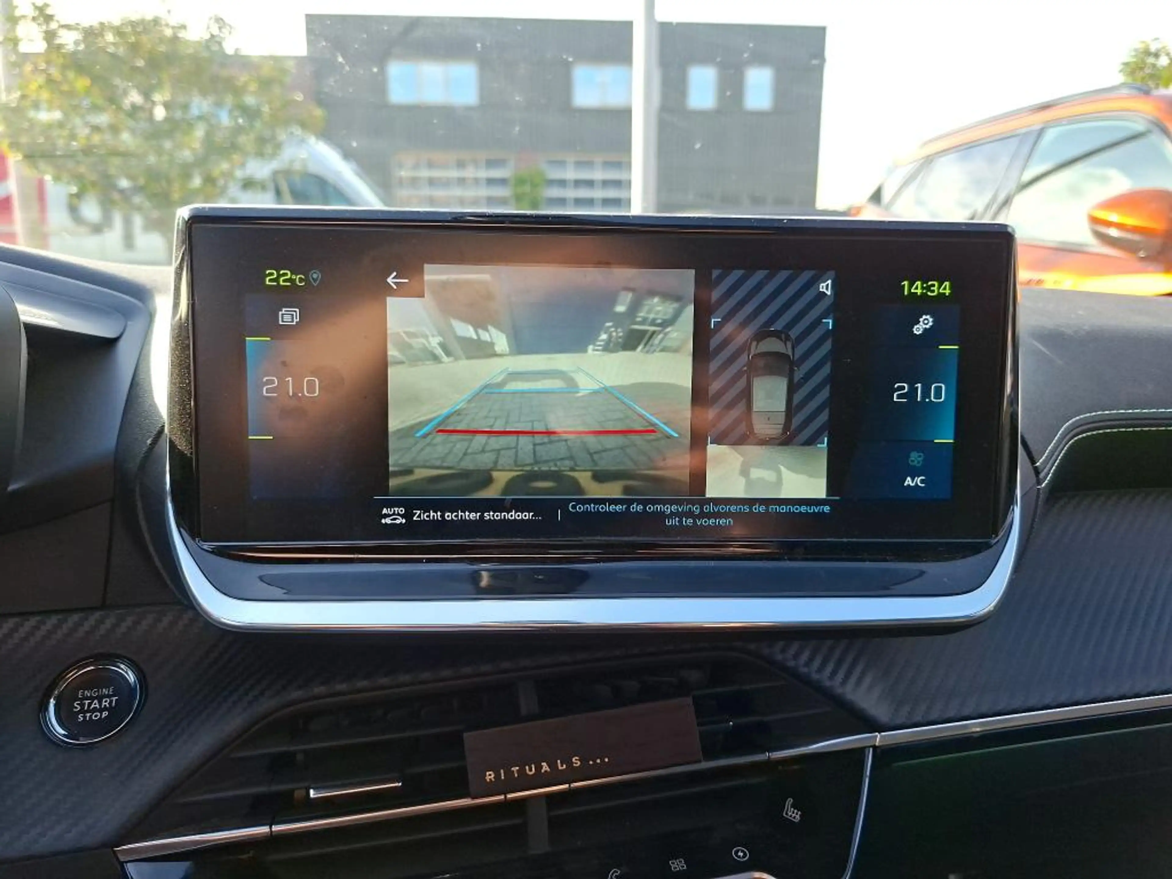 Peugeot e-208 EV GT Pack 50 kWh | Fase 3 laden | SOH 89,5% | Pan — photo 7