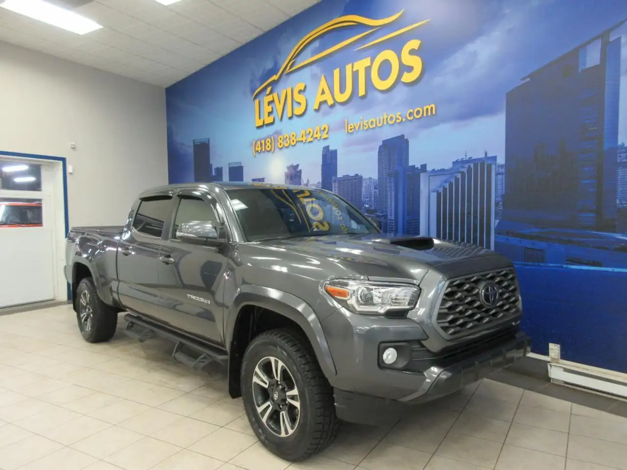 Toyota Tacoma снимка Toyota Tacoma