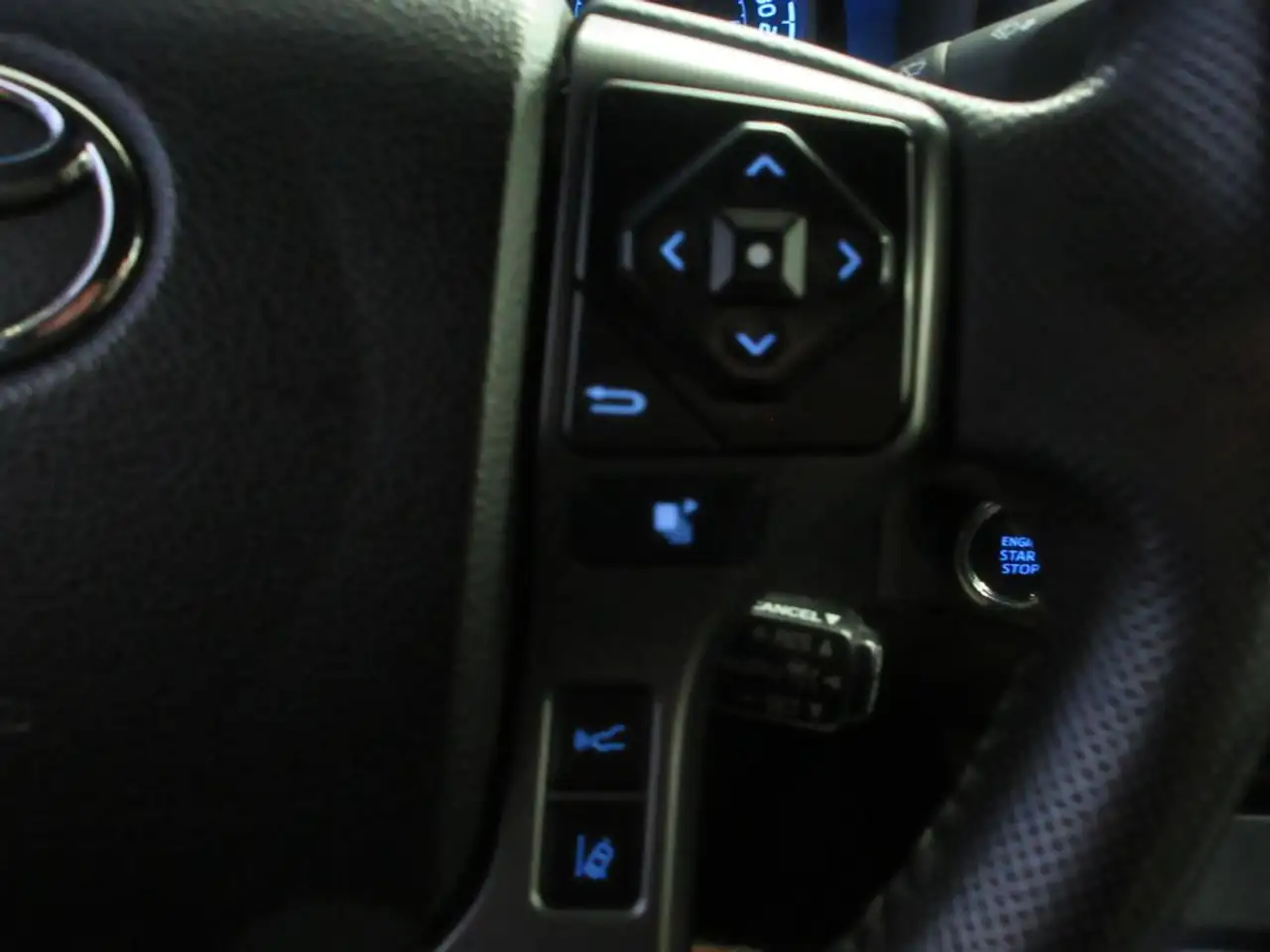 Toyota Tacoma снимка Toyota Tacoma