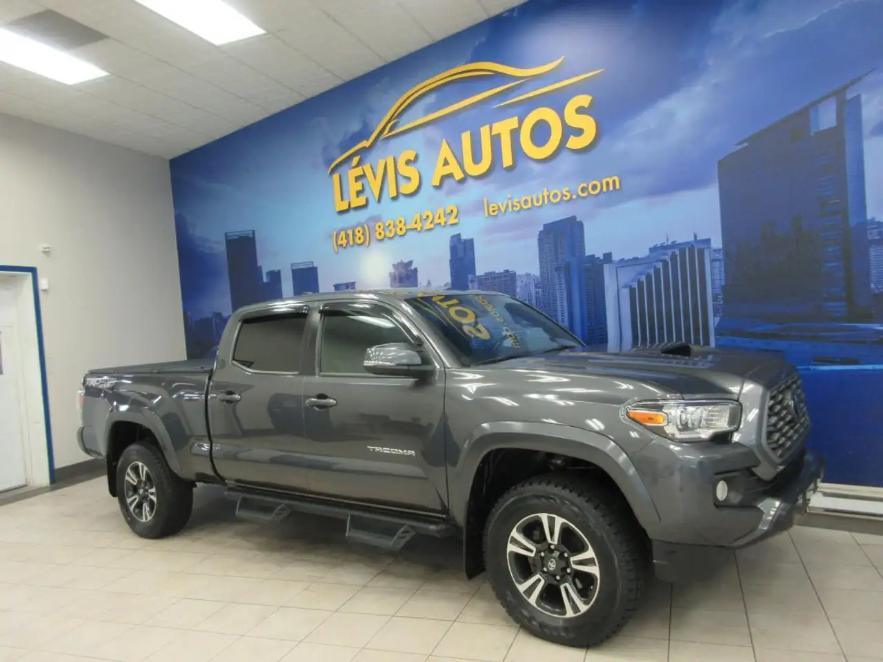 Toyota Tacoma снимка Toyota Tacoma