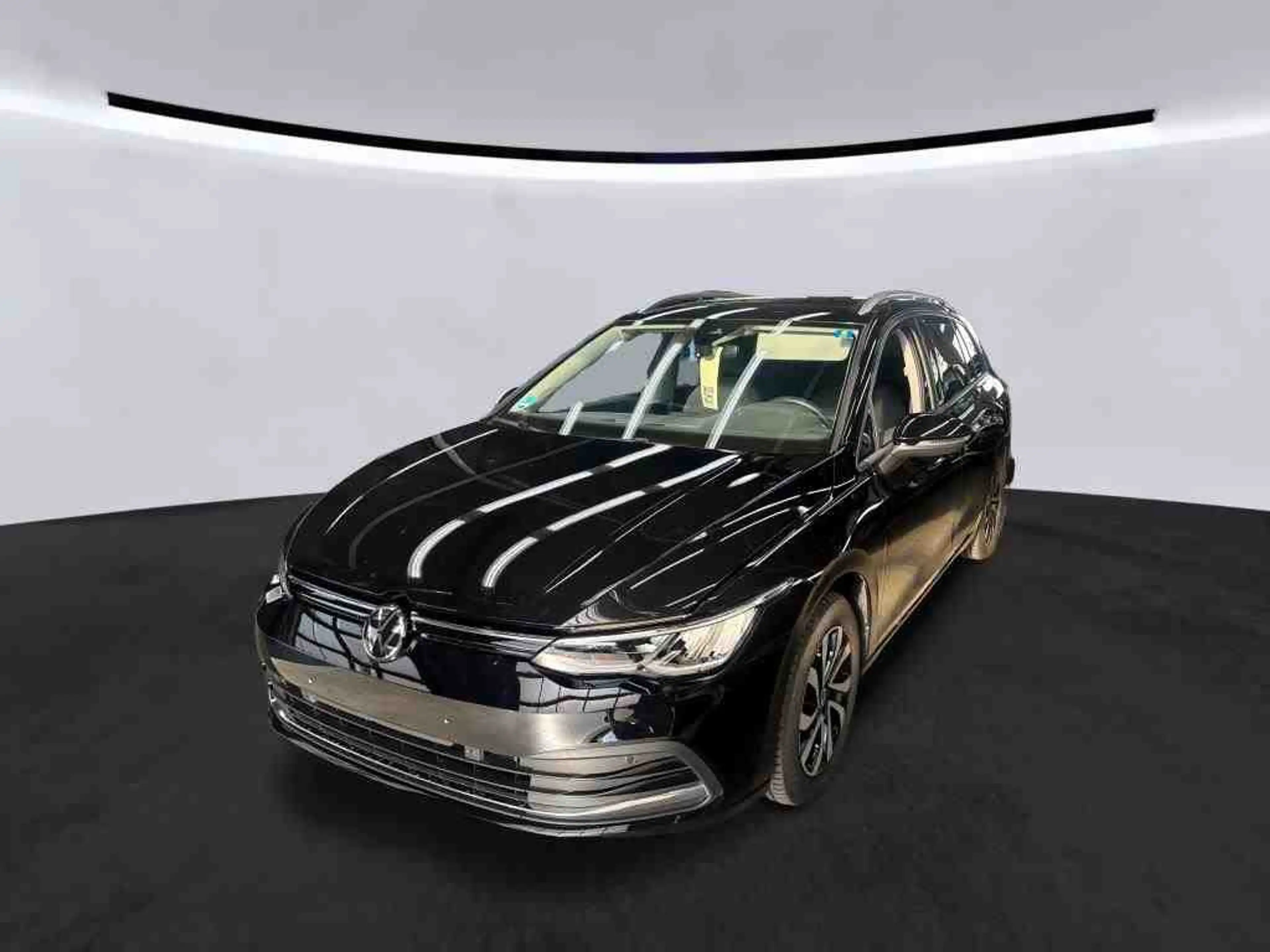 Volkswagen Golf Variant Golf VIII Variant 2.0 TDI DSG ACTIVE*LED*AHK*PDC — photo 2