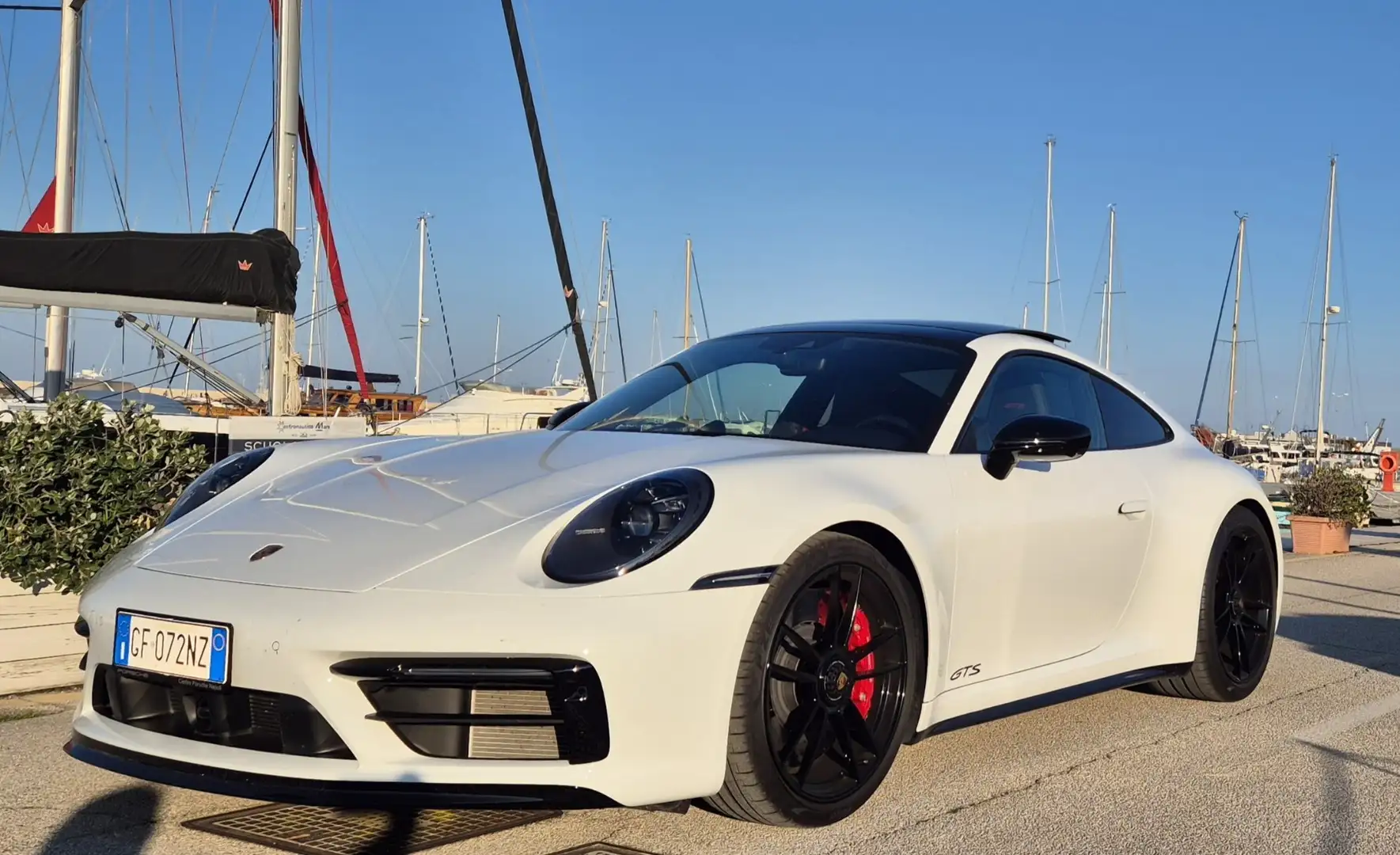 Porsche 992 911 Coupe 3.0 Carrera 4 GTS auto - 1