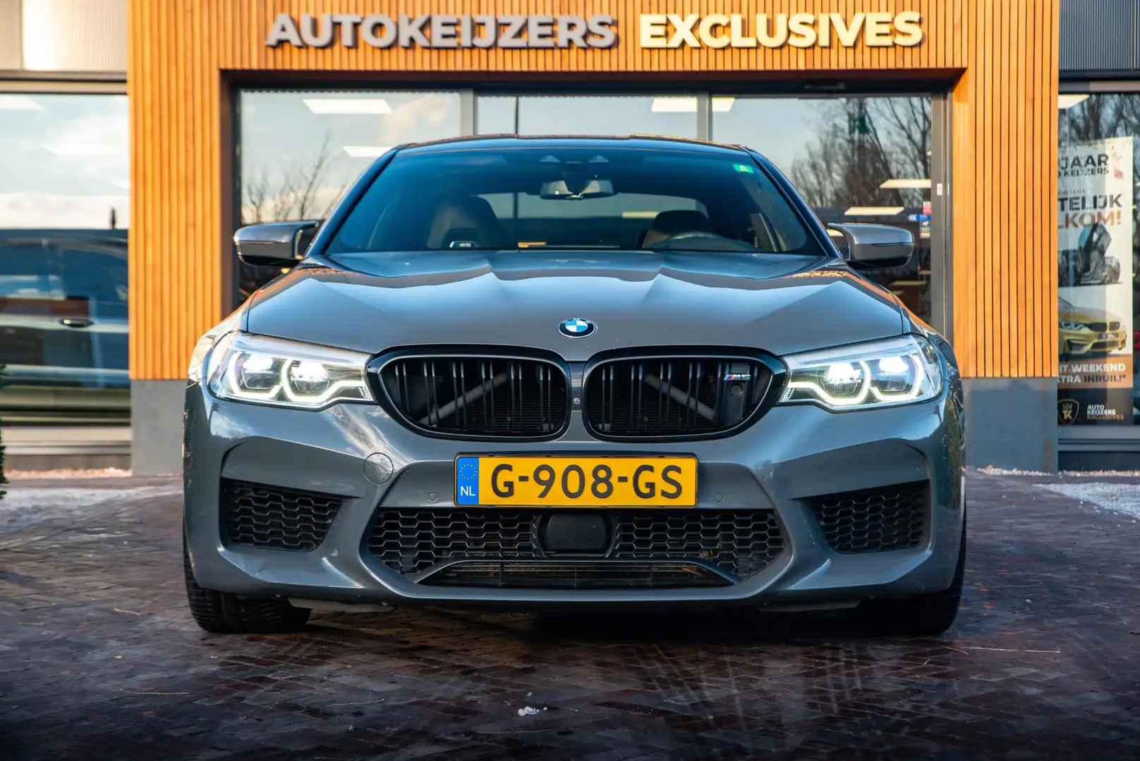 BMW M5 5-serie HUD Softclose NL auto Stoelvent. Grijs - 2